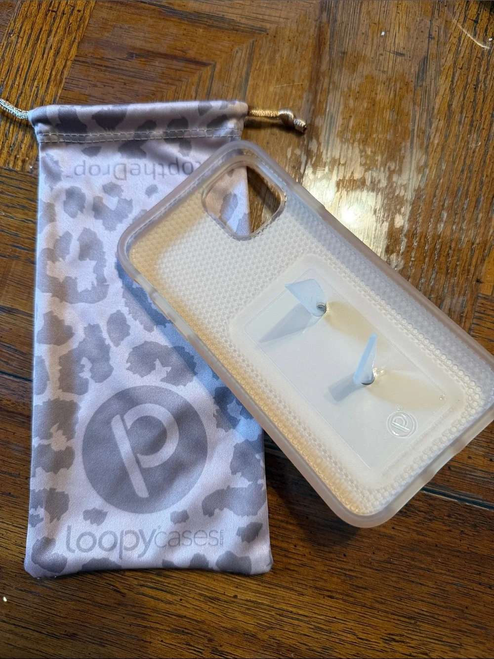 Loopy Case Metallic Gold Leopard Print iPhone 11 Case with Loopy Strap